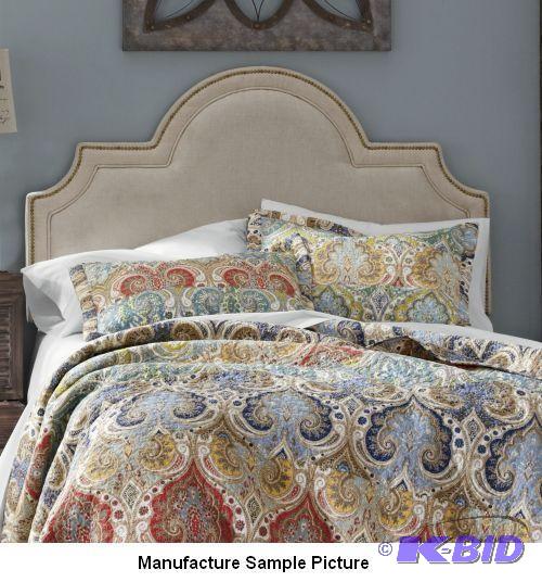 lot 32 image: Chateau Headboard - Queen -&nbspDesigned alo...