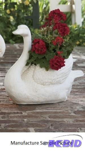 lot 54 image: Watchful Swan Planter -&nbsp10"&nbspw ...