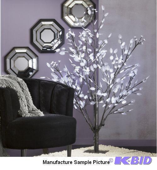 lot 92 image: LED Flower Tree - The perfect &quotenlighten...
