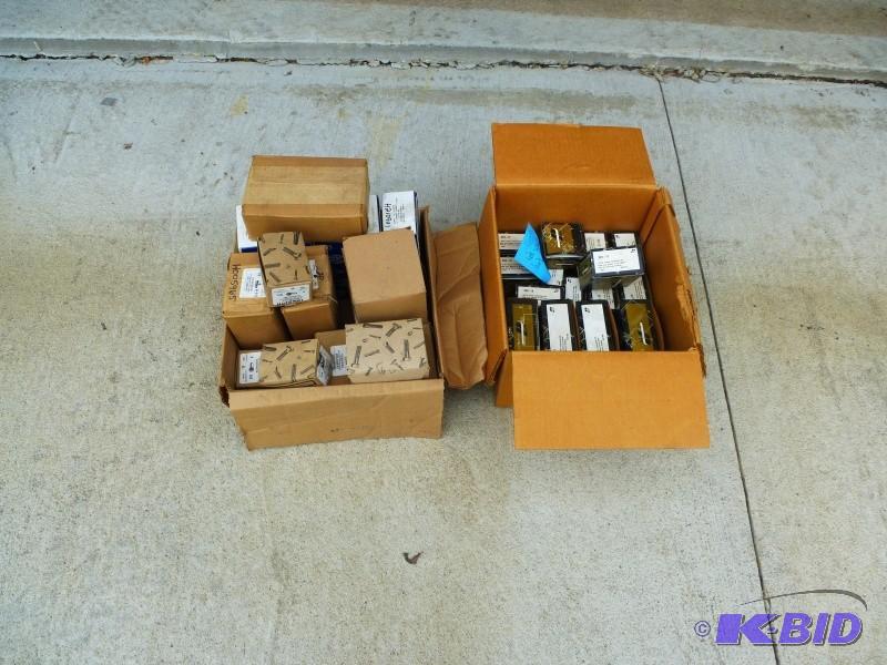 lot 22 image: Assorted Bearings and fasteners approximatel...