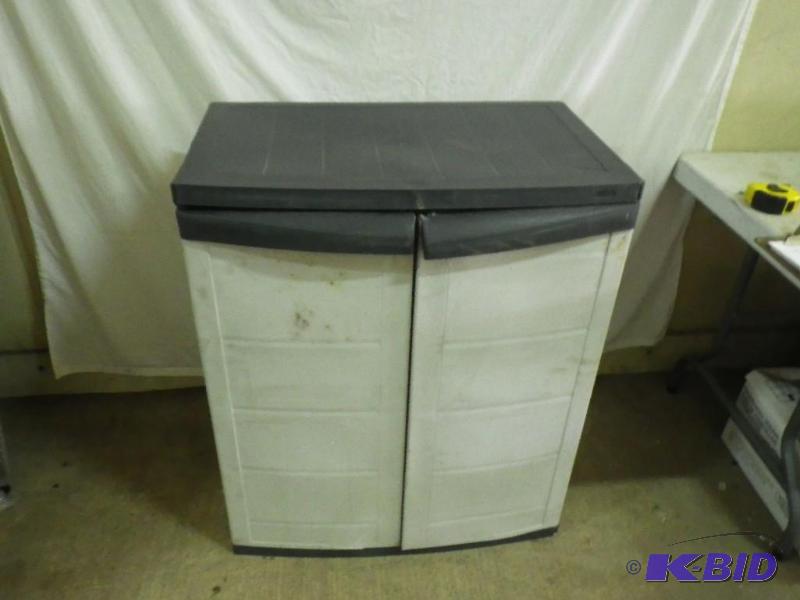 rubbermaid cabinet...