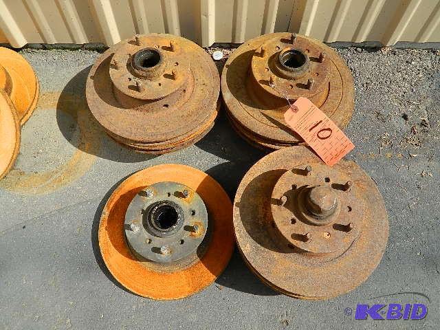 lot 10 image: Rotors and Hubs for GM muscle cars. Please se...