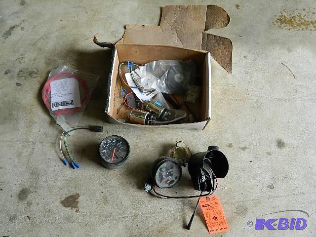 lot 137 image: Speedometer - Temp & Oil Pres, Gauges &am...