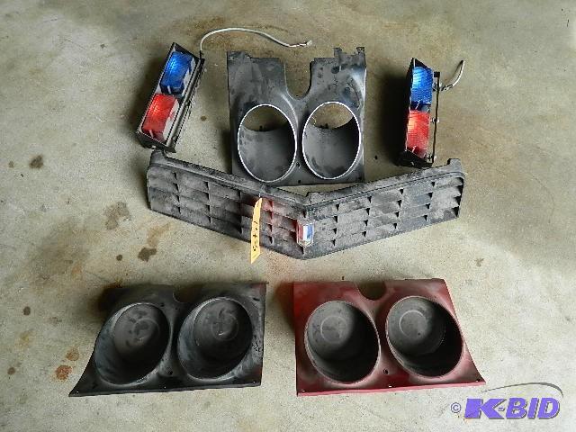 lot 143 image: Lot Of Gagues, Grill PC, Lights For 1967-68 C...