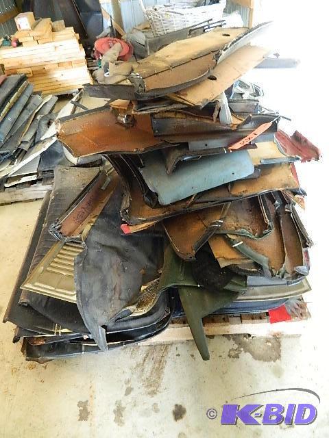 lot 188 image: Door PanelsInterior Trim Camaros and Chevell...