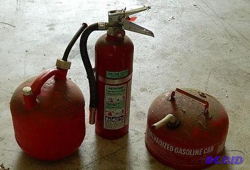lot 195 image: Halon fire extinguisher with 2 gas cans. Plea...