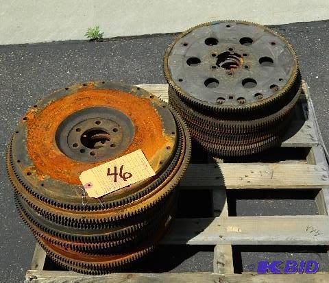 lot 46 image: 25 Chevy small and big block flywheels. Plea...