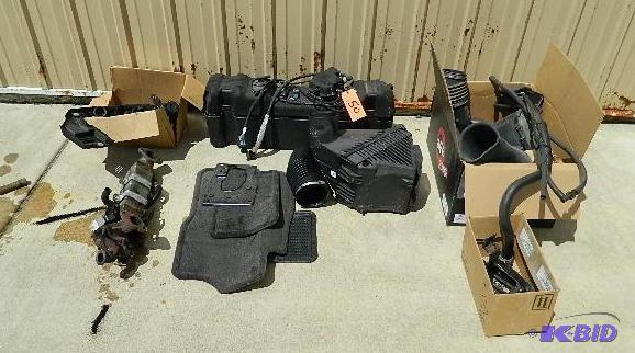 lot 50 image: 2012 GMC Denali HD parts. Please see pictures...