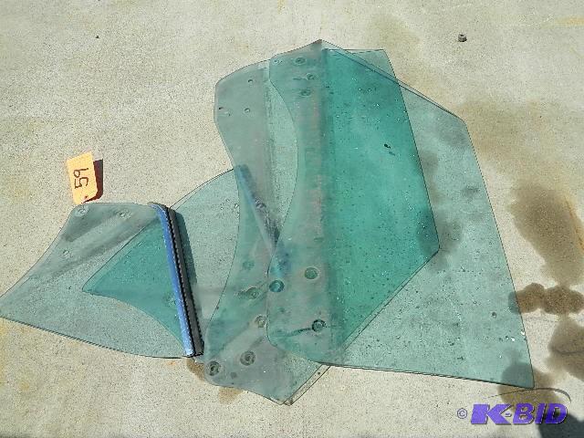 lot 59 image: 1970-1972 Chevelle Door and rear window piece...