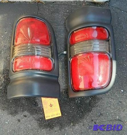 lot 6 image: 1995-2002 Dodge Ram Tail light pair. Please s...