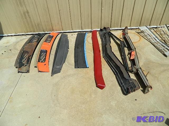 lot 67 image: Lower valances for Chevelles. Please see pict...