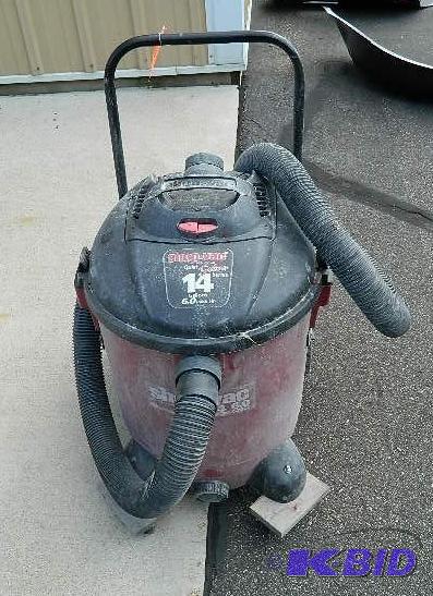 lot 79 image: 14 gal. 6 h.p. WetDry shop vacuum. Works gre...