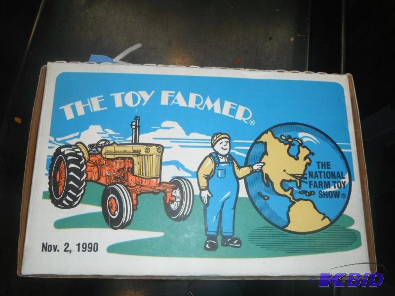 lot 106 image: Case 800 Tractor...