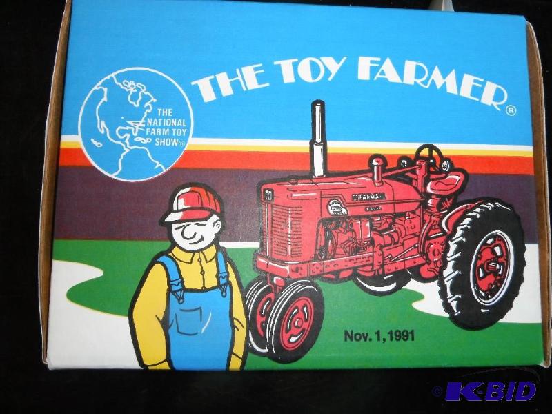 lot 111 image: Farmall Super M-TA Tractor...