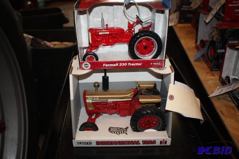 lot 168 image: International 1026 Tractor&nbspand Farmall 2...