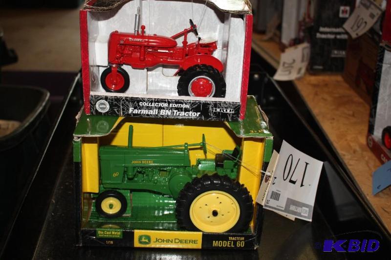 lot 170 image: John Deere Model 60 Tractor and Farmall Colle...