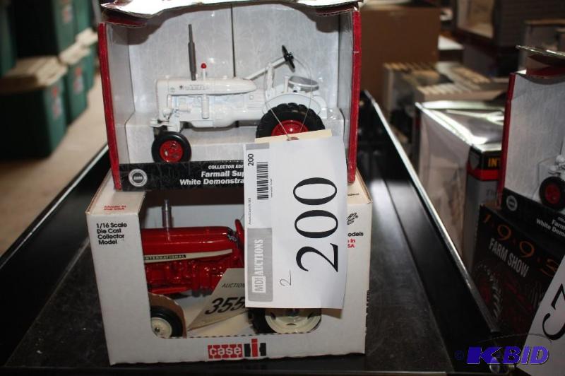 lot 200 image: Case International Tractor&nbspSpecial Editi...