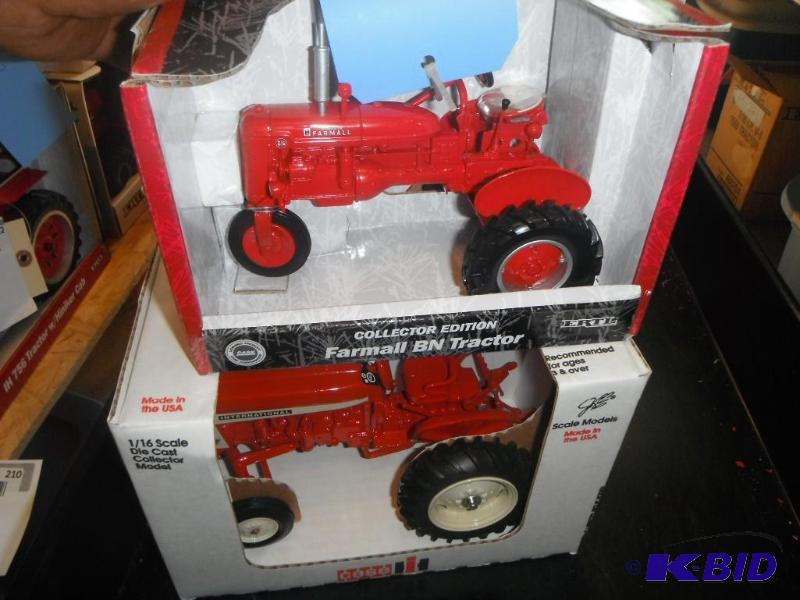 lot 201 image: Case International Tractor&nbspand Collector...