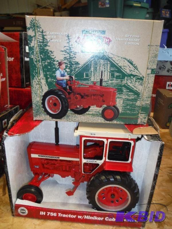 lot 220 image: Special Anniversary Edition Farmall H Tractor...