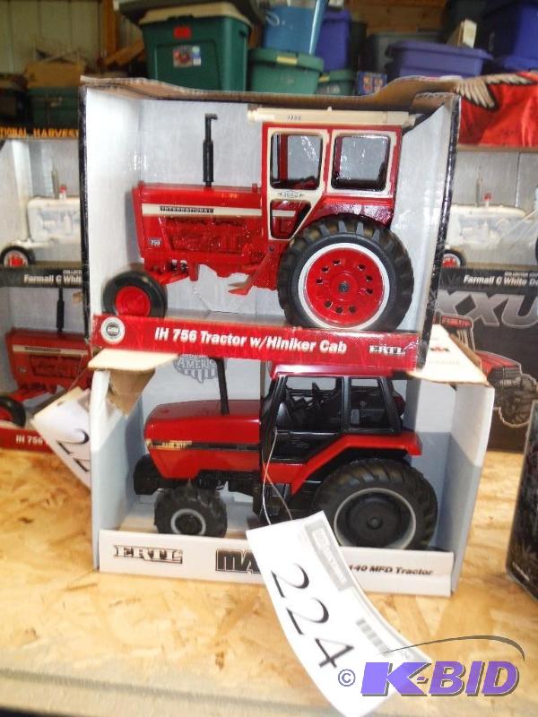 lot 224 image: IH 756 Tractor with Hiniker Cab and Special E...