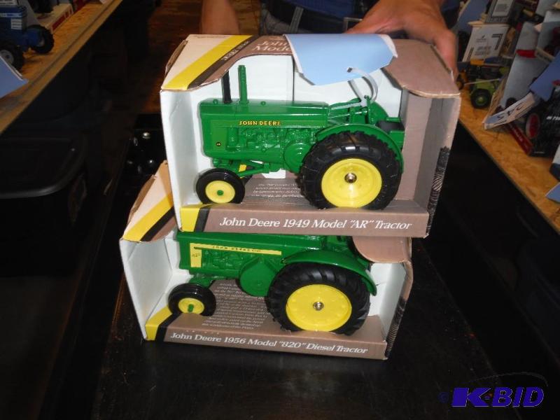 lot 257 image: John Deere 1949 Model AR Tractor and John Dee...