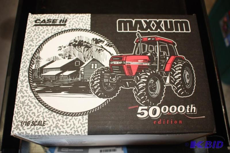 lot 263 image: Maxxum 50000th Edition 5250 Tractor...