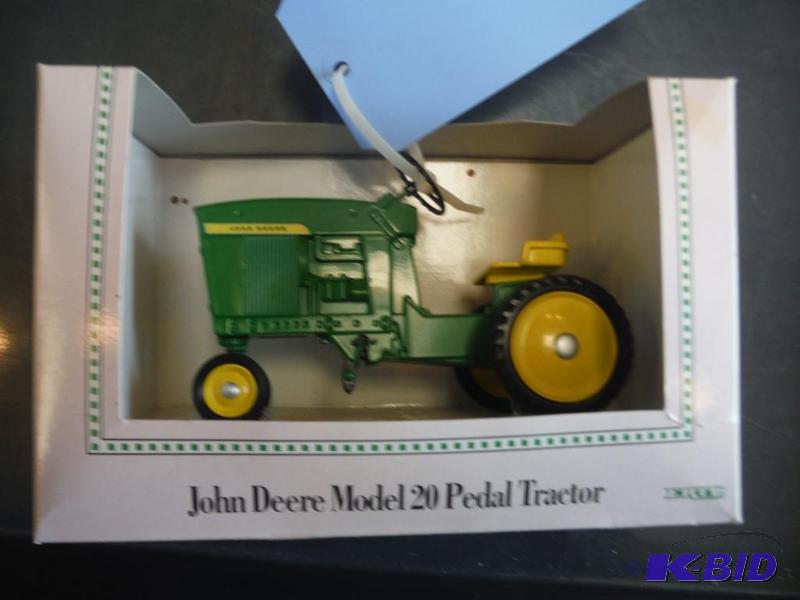 lot 303 image: John Deere Model 20 Pedal Tractor...