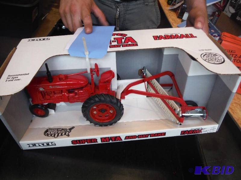lot 305 image: Farmall super M-TA with Hay Rake...