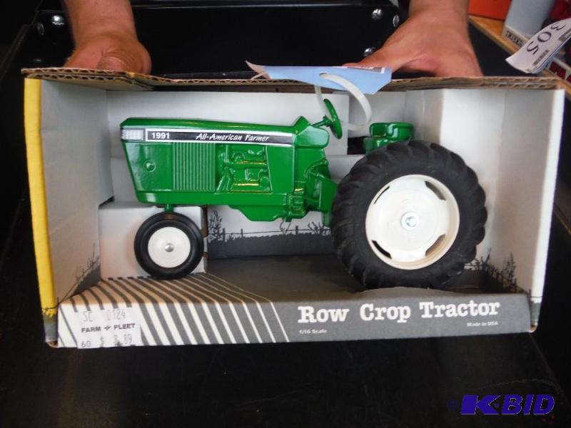 lot 315 image: All-America Farmer 1991 Row Crop Tractor ...