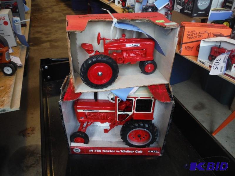 lot 336 image: Heritage Hardware Hank Tractor and IH 756 Tra...