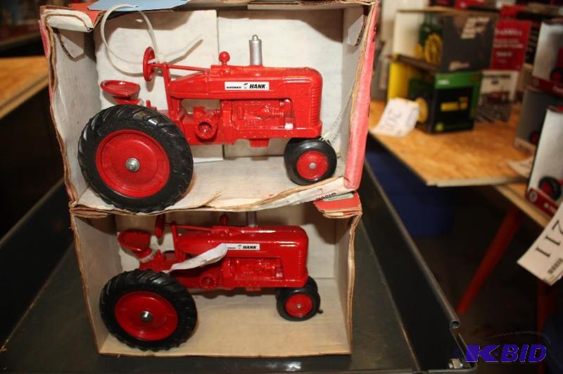 lot 351 image: Heritage Hardware Hank Tractor and Heritage H...