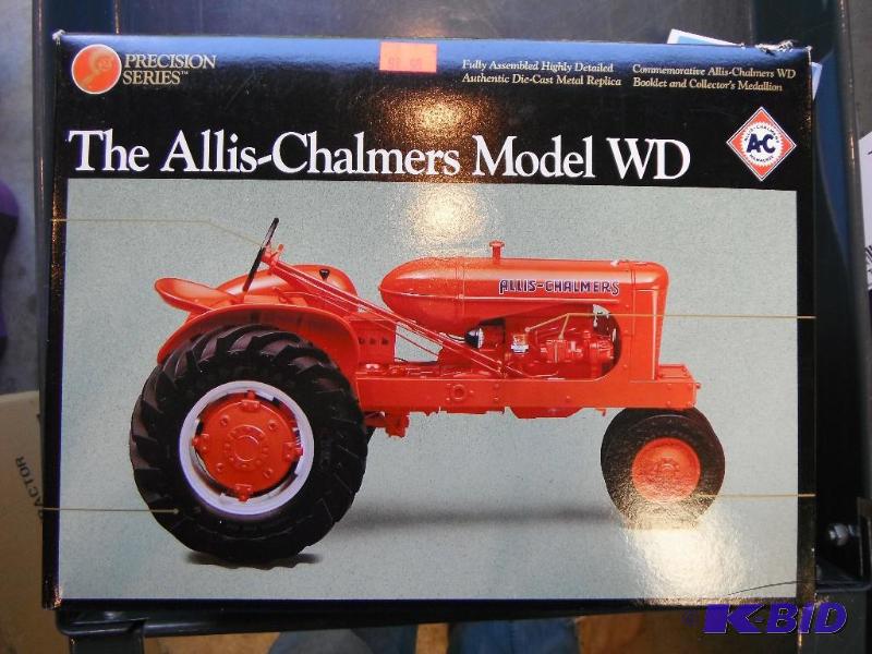lot 46 image: Allis-Chalmers Model WD&nbspTractor Precisio...