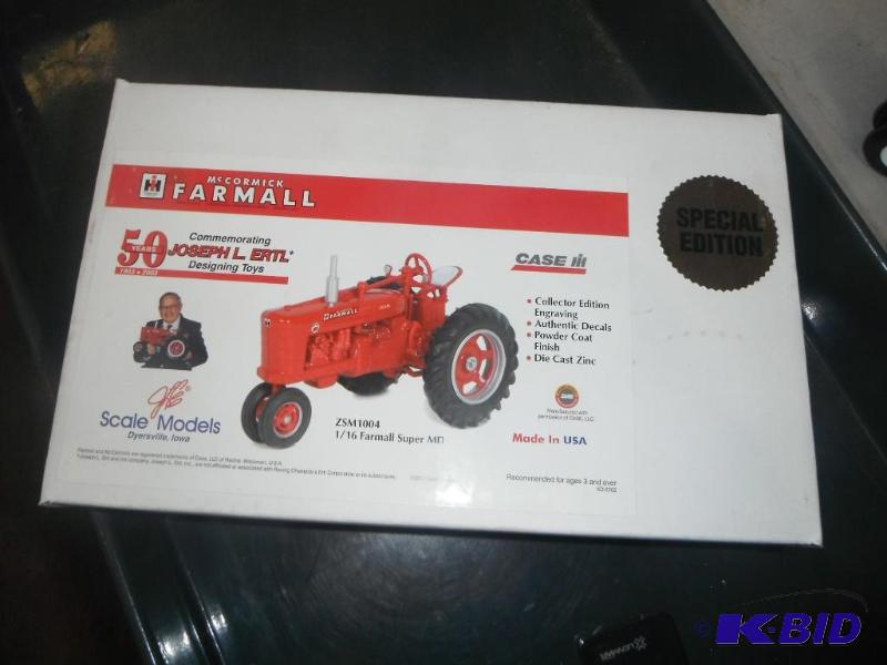 lot 469 image: Special Edition Farmall Super MD Tractor...