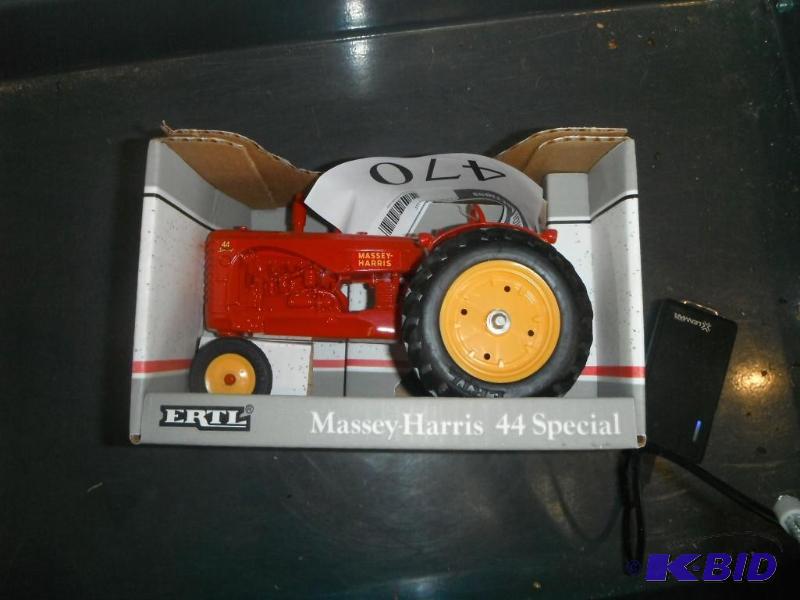 lot 470 image: Massey-Harris 44 Special Tractor...