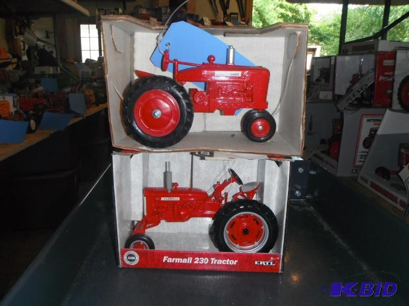 lot 502 image: Heritage Hardware Hank Tractor and Farmall&nb...
