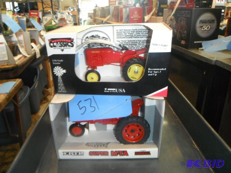 lot 531 image: Farmall Super M-TA Tractor and Massey Ferguso...