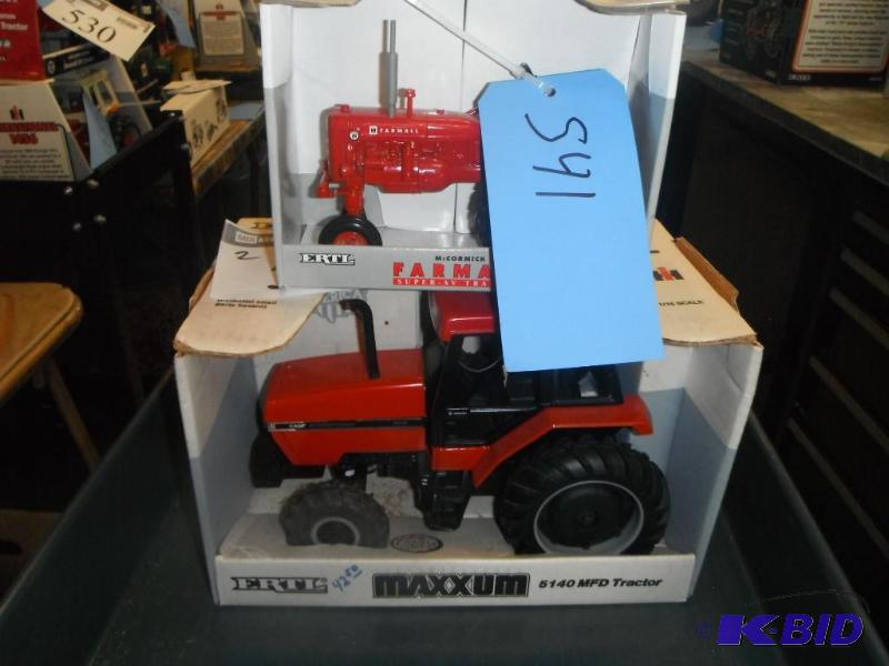 lot 541 image: Farmall Super AV Tractor and Maxxum 5140 Trac...