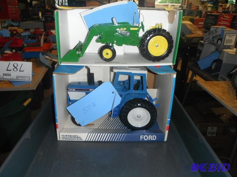 lot 552 image: Ford TW-25 Tractor and John Deere Utility Tra...