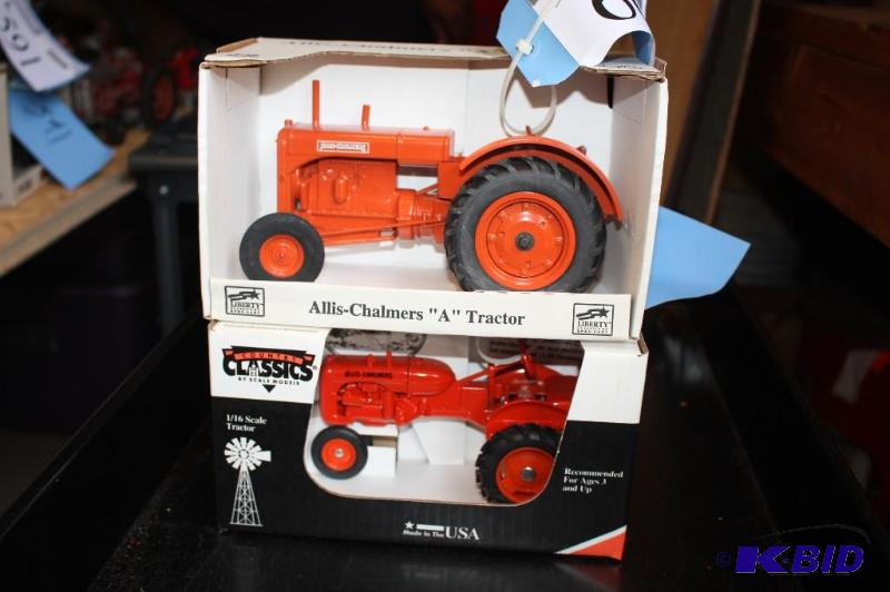 lot 602 image: Allis-Chalmers A Tractor and Allis-Chalmers C...
