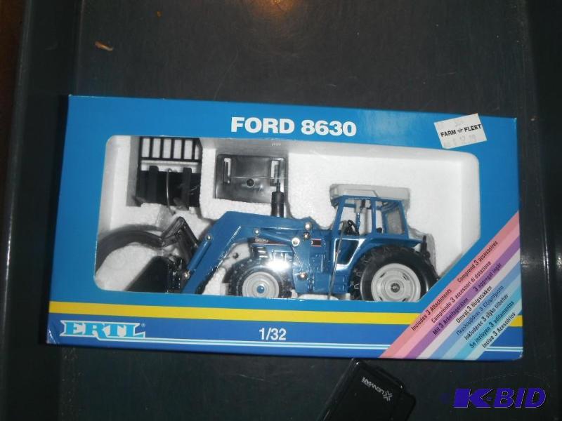 lot 605 image: Ford 8630 Tractor with 3 Attachments ...