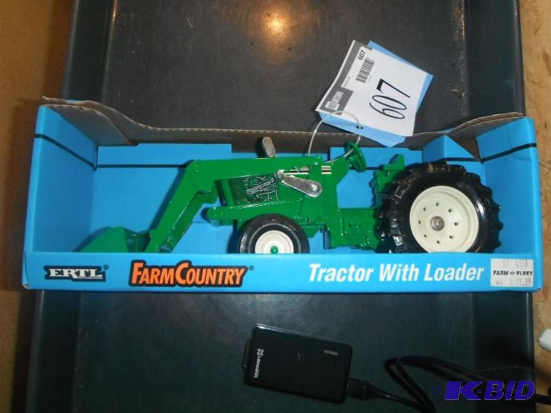 lot 607 image: Farm country Tractor with Loader...