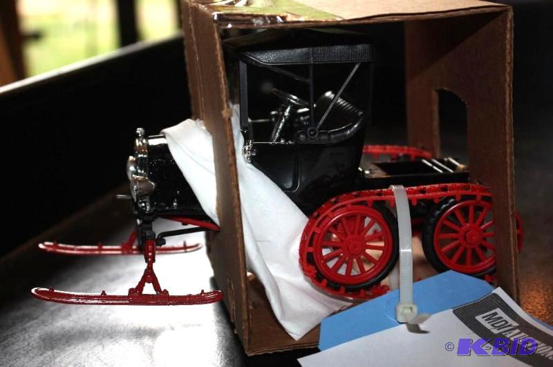 lot 614 image: 1921 Ford Model T with Snow Attachment ...