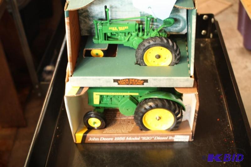 lot 630 image: John Deere 1937 Model B Tractor and John Deer...