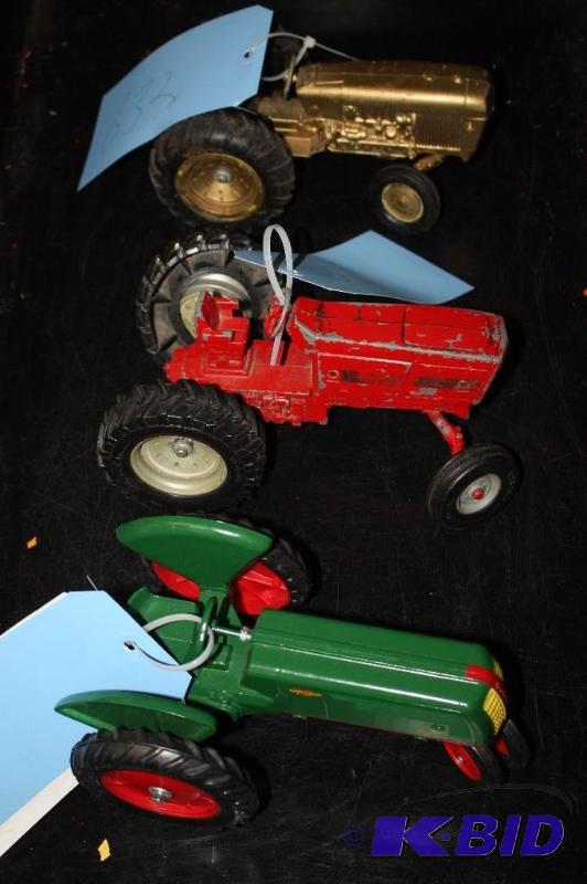 lot 632 image: Lot of (3) Including (1) Green Row Crop 70 T...