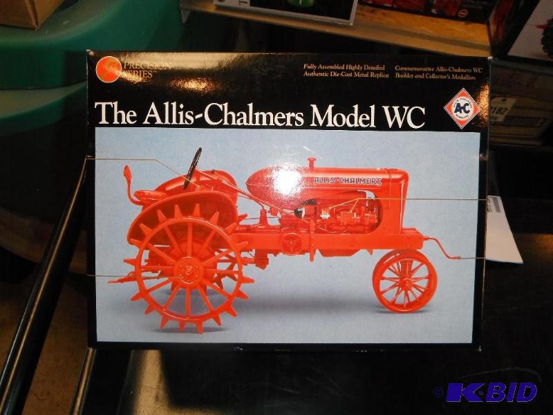 lot 65 image: Allis-Chalmers Model WC Tractor Precision Ser...