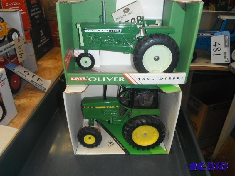 lot 677 image: John Deere 2550 Tractor and Oliver 1555 Diese...