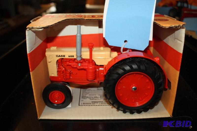 lot 688 image: Case 600 Tractor...