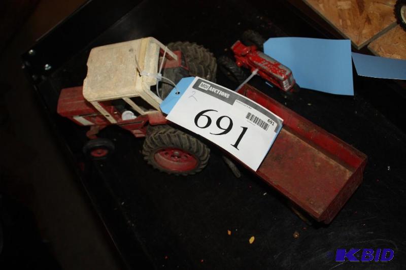 lot 691 image: Hubley Tractor and International 1586 Tractor...