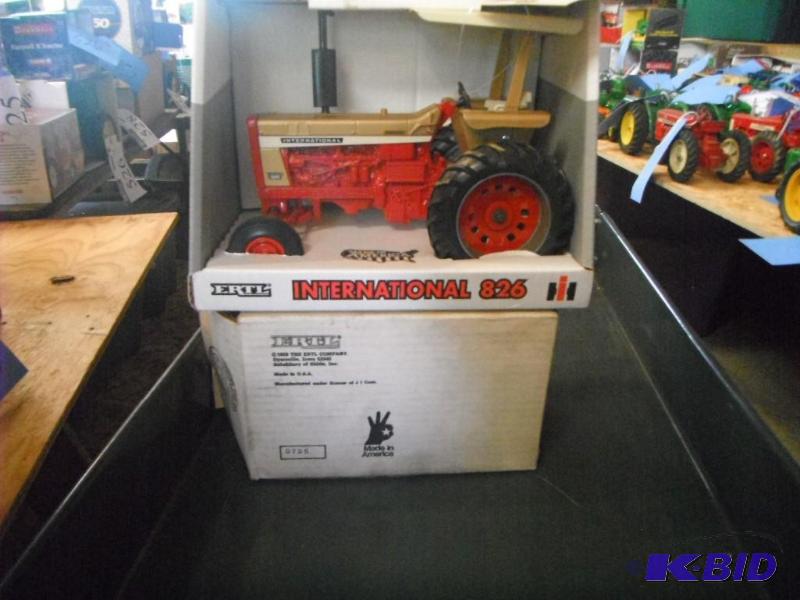 lot 693 image: International 826 Tractor and Farmall&nbspH ...