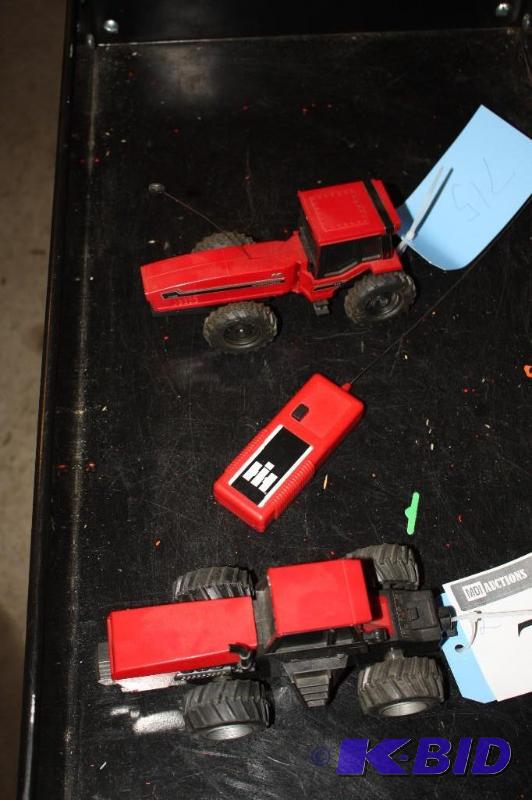 lot 715 image: International 22 6388 Tractor and Case Inter...